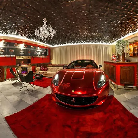 Ferrari Wellness شقة فندقية