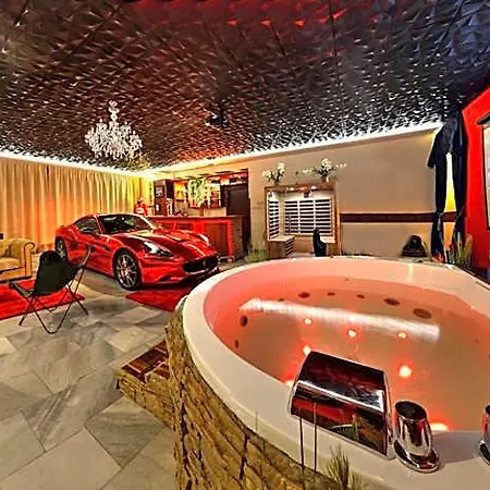 Ferrari Wellness 4* Pardubice