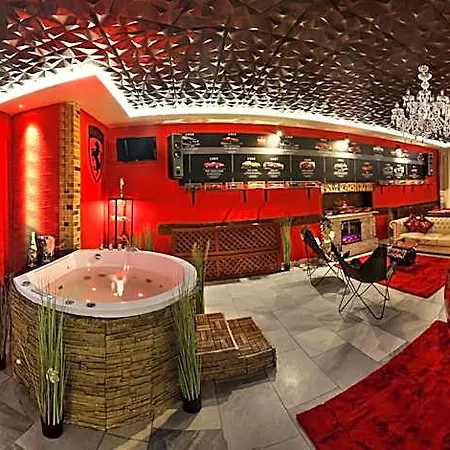 Ferrari Wellness Aparthotel